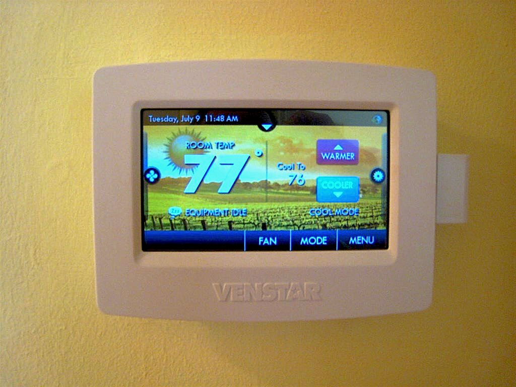 What Temperature Should You Set the Thermostat to While on Vacation? b